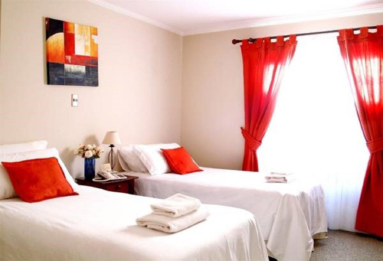 Hotel Carpa Manzano Punta Arenas Exterior photo