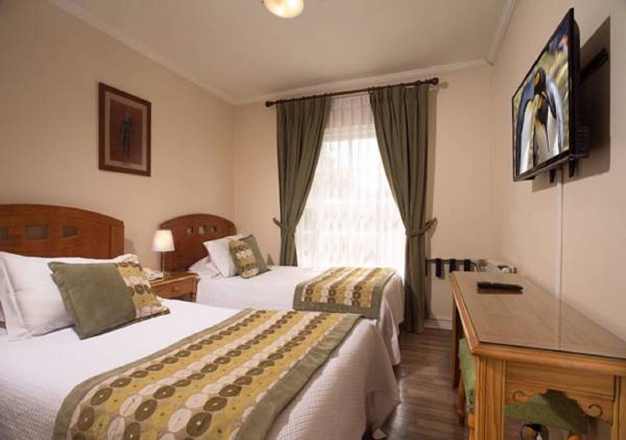 Hotel Carpa Manzano Punta Arenas Exterior photo